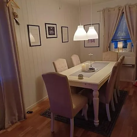 Kosebua 度假居 纳尔维克